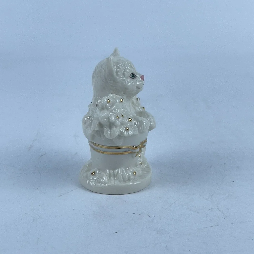 Lenox Mini Kitty Ivory & Gold Cat‎ Kitten in Flower Basket Decorative Figurine
